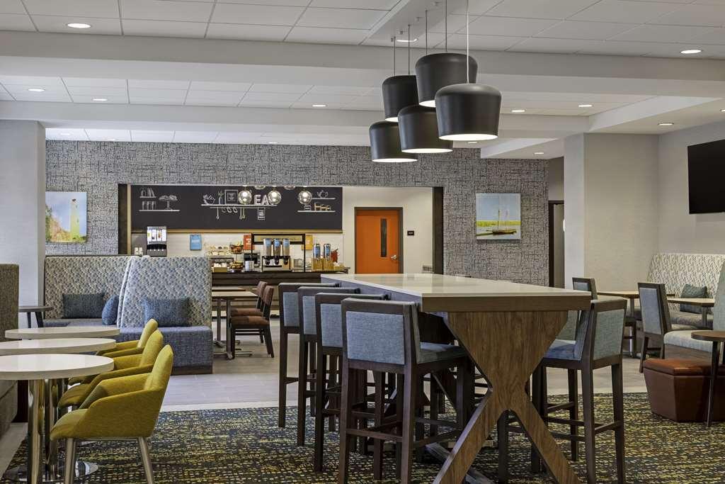 Hampton Inn Midland, On Restaurante foto